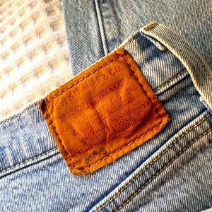 LEVI’S JEANS